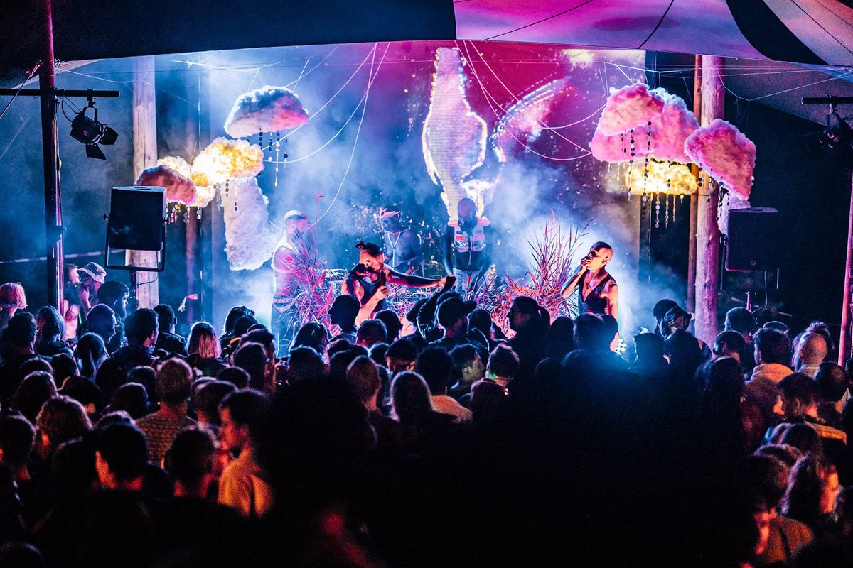 Image showcasing {{ project.name }} event